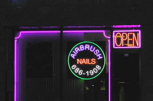 Retail decorative piece